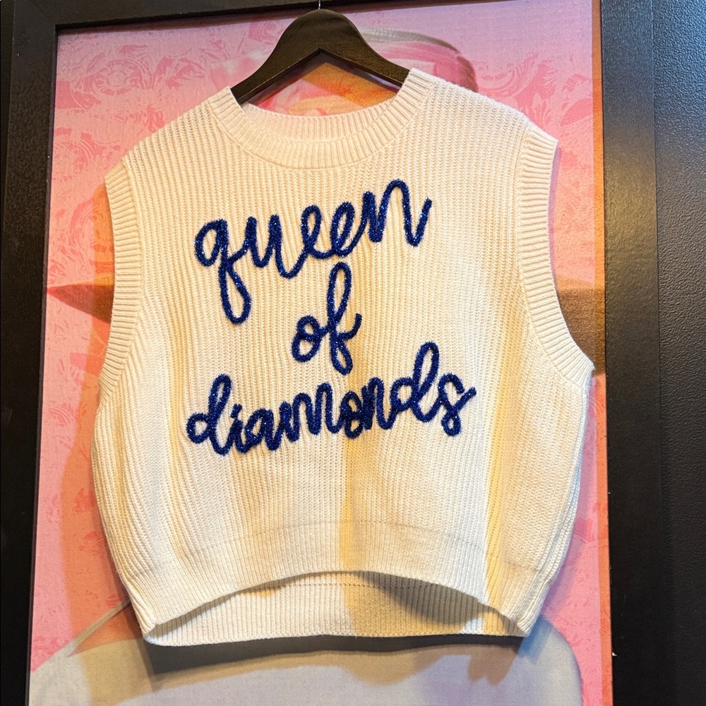 QOS Queen of Diamonds Sleeveless Knit Top - White Brand New Size: Small